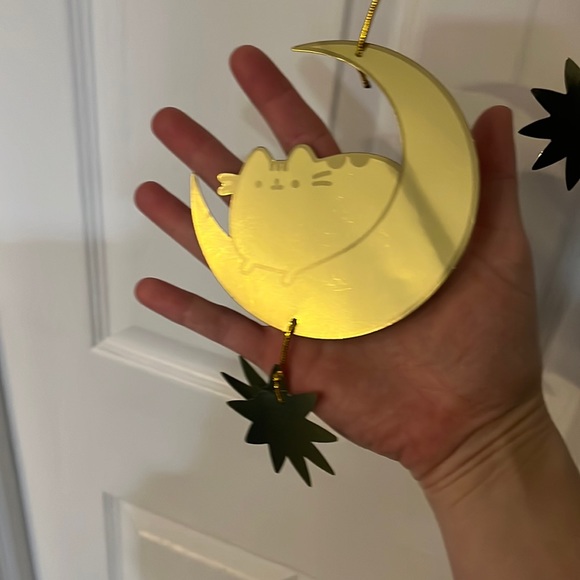 Pusheen Zodiac Wall Hanging Gold Stars & Moon - Fair Condition - Pusheen Box - Picture 10 of 17